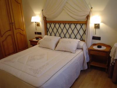 Hostal Restaurante Arangoiti Yesa Szoba fotó
